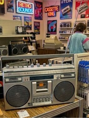 Vintage AIWA Silver Portable Stereo Boombox with Cassette Player